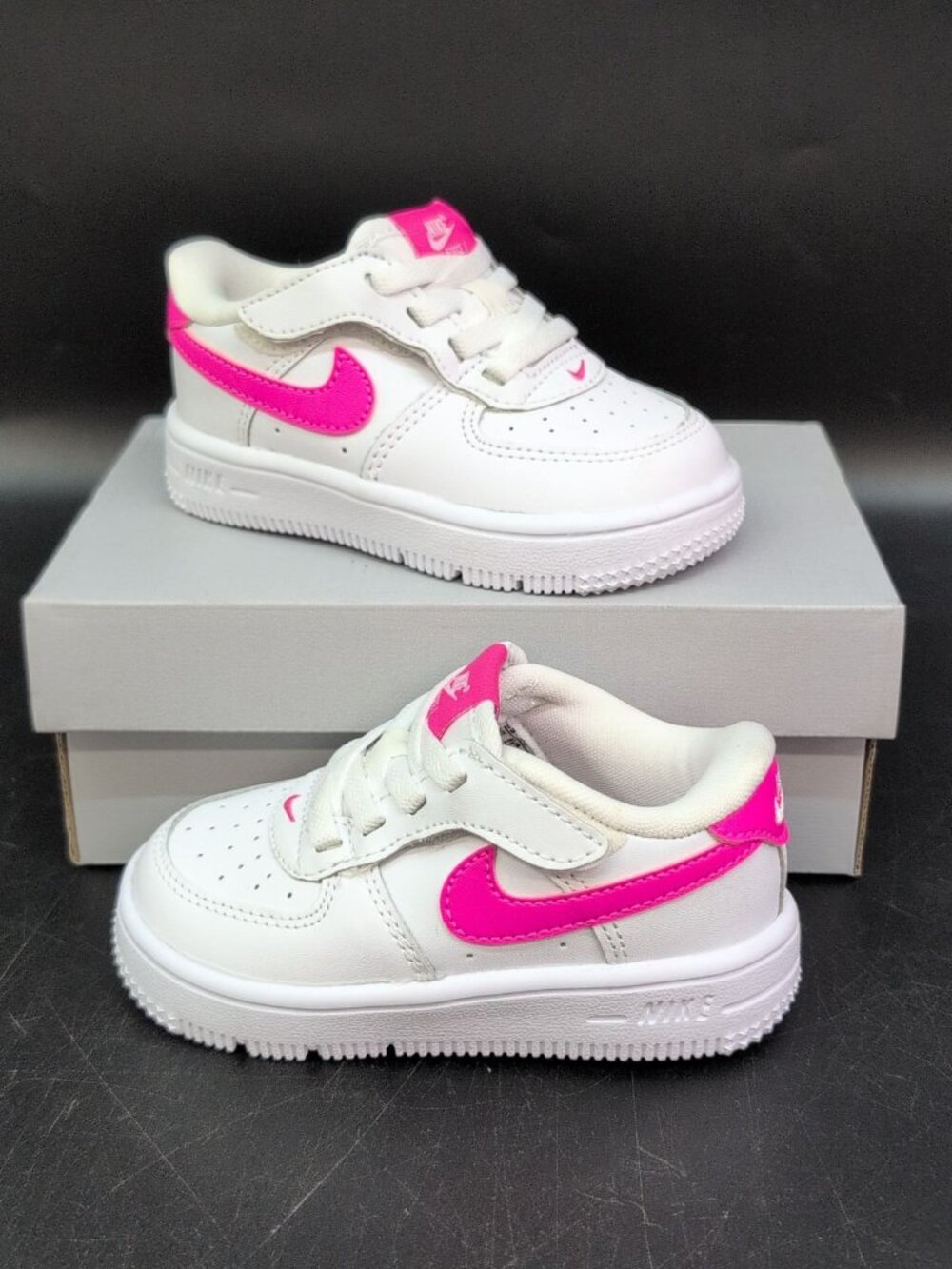 Nike Force 1 Low EasyOn Toddler Shoes US 6C White & Laser Fuchsia FN0236-102